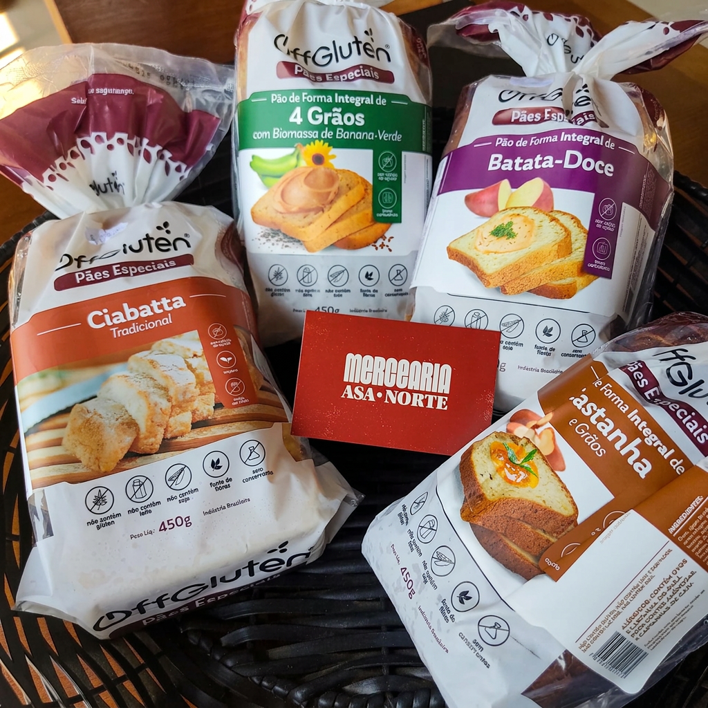 Cesta com pães especiais sem glúten e o cartão da Mercearia Asa Norte